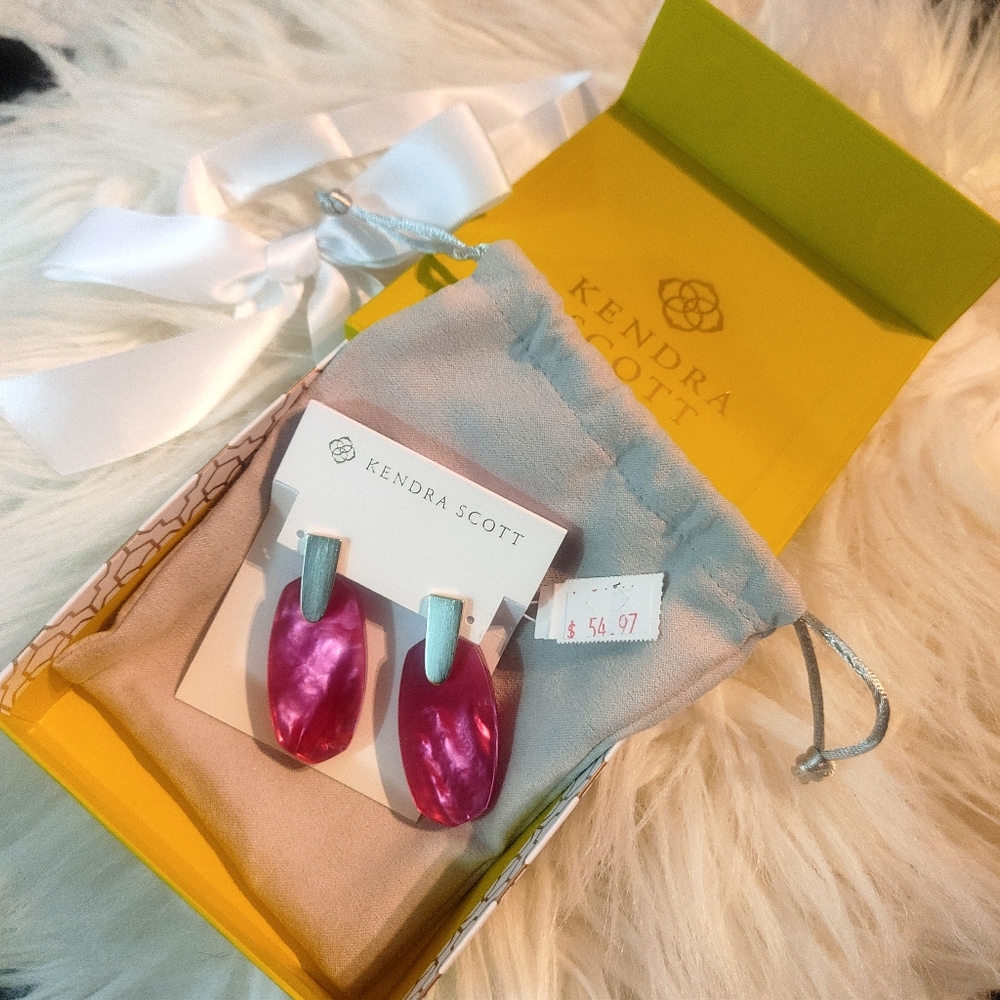 Kendra Scott earrings, pink/red pearl esscence
